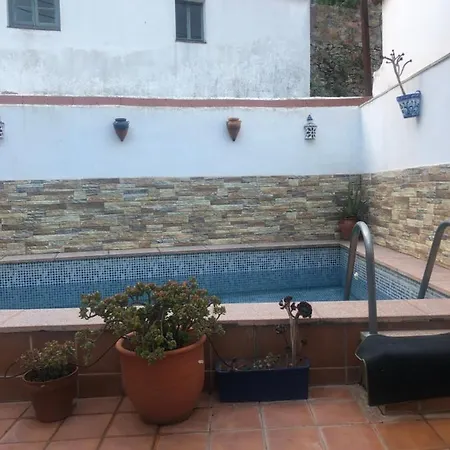Acogedora Casa De Pueblo Con Piscina Villa Fuenteheridos Exterior photo