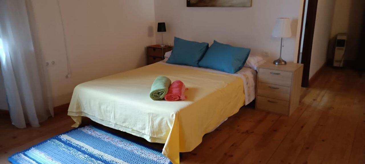 Acogedora Casa De Pueblo Con Piscina Hébergement de vacances *