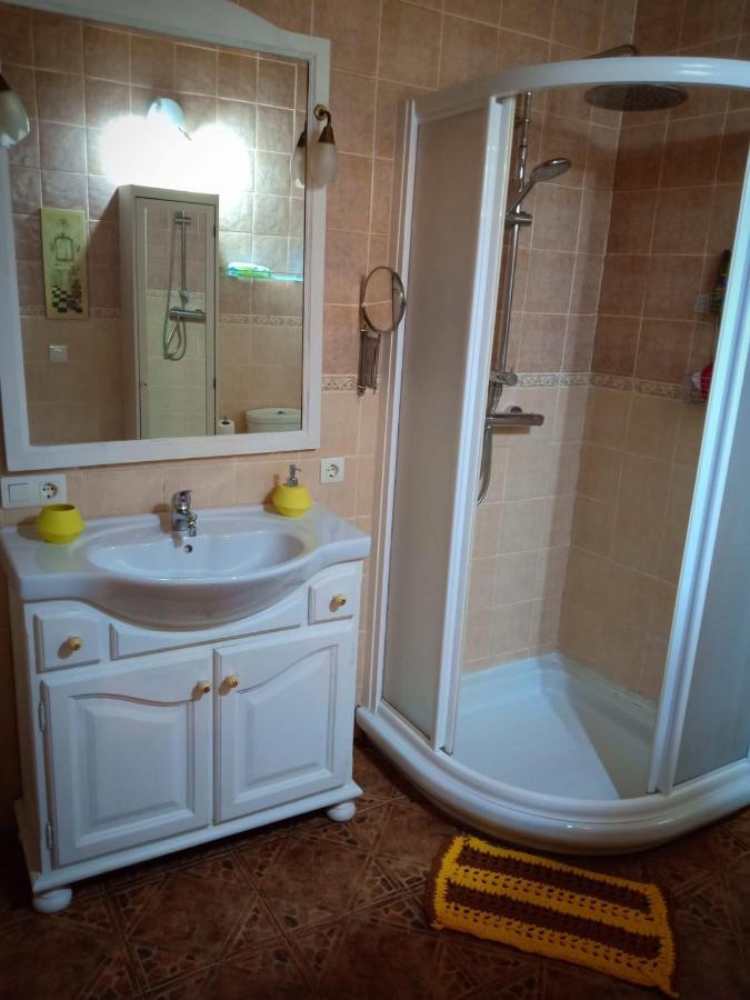 Acogedora Casa De Pueblo Con Piscina *